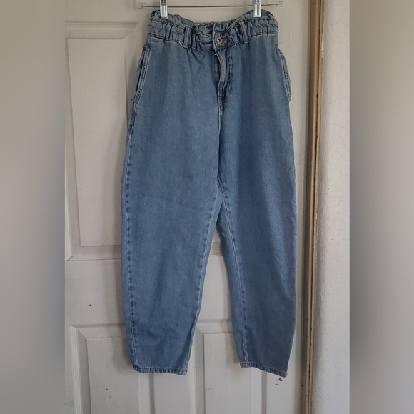 Zara Womans Barrel Jeans, Size 4 - Picture 1 of 7